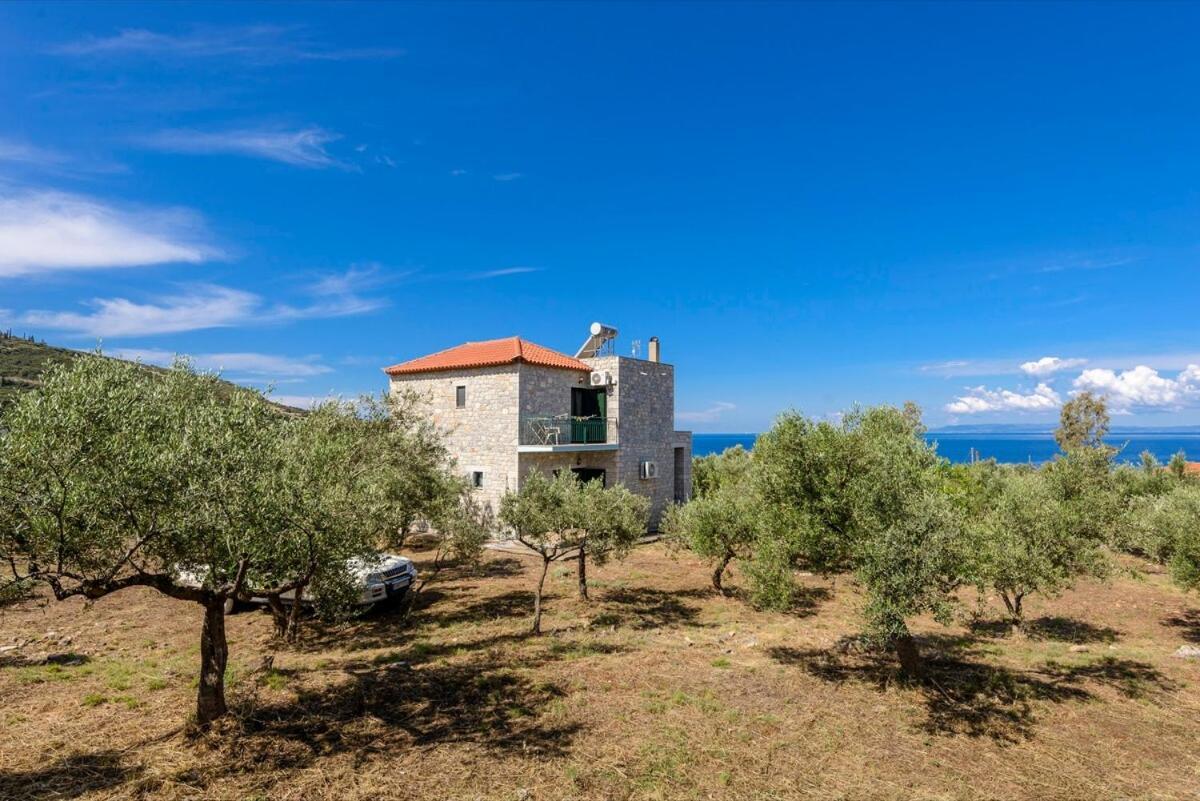 Villa Mani's Kept Secret - Seaview Lida Agios Nikolaos (Mani)